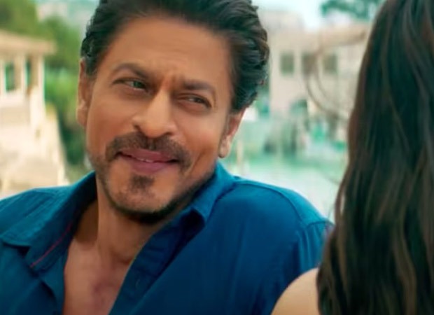 Pathaan: Fans can't keep calm after watching Shah Rukh Khan's response to Deepika Padukone's 'Salaam Walaikum' Pathaan: Fans can't keep calm after watching Shah Rukh Khan's response to Deepika Padukone's 'Salaam Walaikum'