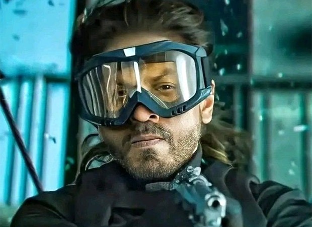INSANE demand for Shah Rukh Khan’s Pathaan at the box office “The exhibitors are JUMPING with joy. Woh bol rahe hai ki ’Picture ko 25th ko mat leke aao. Jaldi leke aao!’”