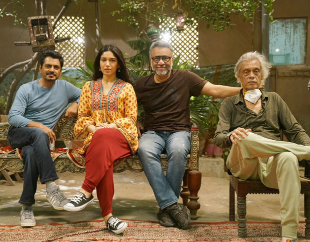 Deepika's Piku is a global hit as movie scoops over Rs 100 crore
