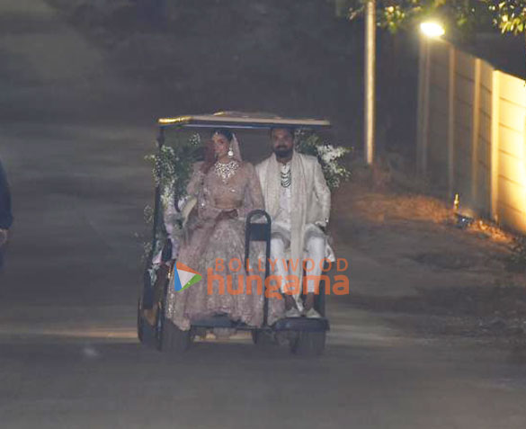 Photos: Newlywed KL Rahul and Athiya Shetty pose for paps