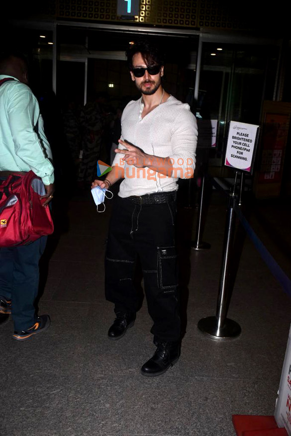 Photos: Ranbir Kapoor, Tiger Shroff and Boney Kapoor snapped at the airport