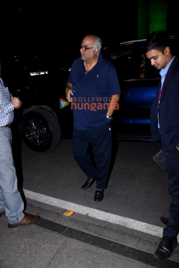 Photos: Ranbir Kapoor, Tiger Shroff and Boney Kapoor snapped at the airport