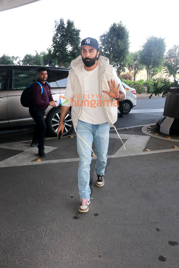 Photos: Ranbir Kapoor, Tiger Shroff and Boney Kapoor snapped at the airport