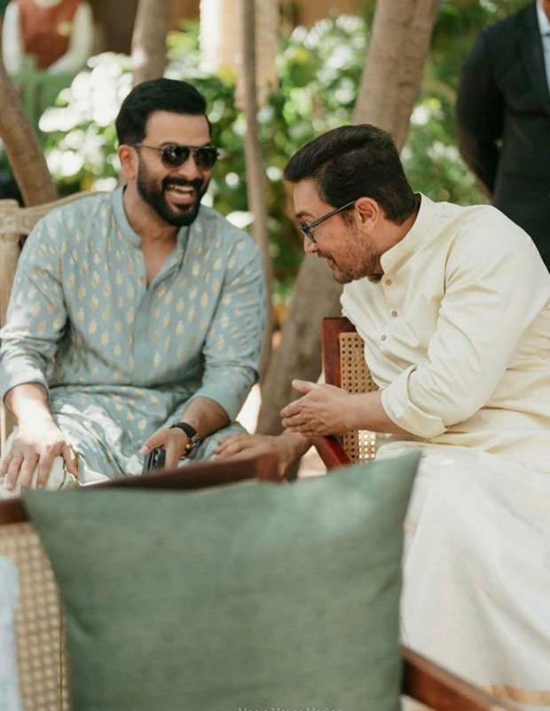 Prithviraj Sukumaran shares a laugh with Aamir Khan at a Rajasthan wedding; see photo 