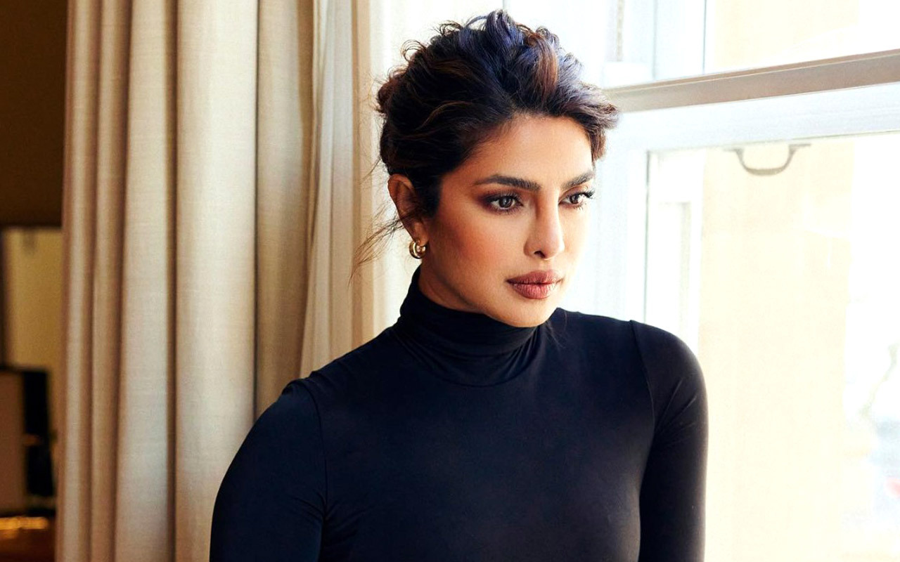 Priyanka Chopra Jonas confesses about going into 'depression' after her  nose job went wrong; says she felt like her 'acting career was over' :  Bollywood News - Bollywood Hungama