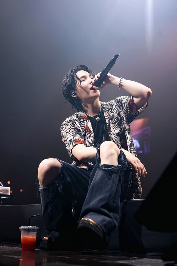 Agust D In Bangkok: Bts' Suga Holds His Own On His Explosive Debut Solo  Tour As He Makes A Glorious Artistic Statement - Bollywood Hungama