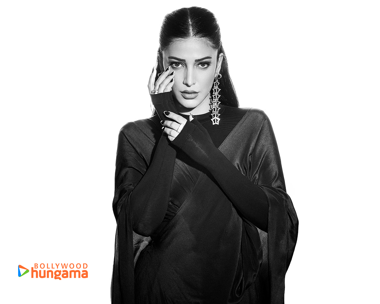 Shruti Haasan Wallpapers | shruti-haasan-9-9 - Bollywood Hungama