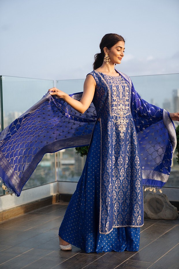 Buy Bridal Vanishri Lehenga Set – Blue Online from Anita Dongre
