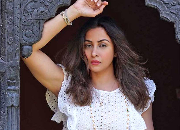 Madhura Naik informs about ‘300 family members’ stuck in Israel; responds to hate she received on social media