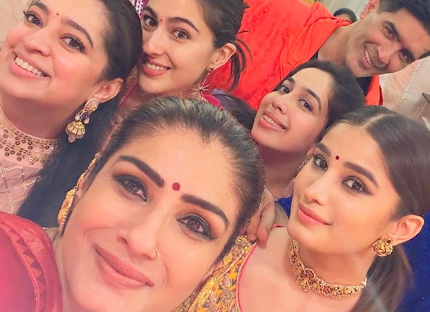 Raveena Tandon does Ashtami pooja with daughter Rasha; Sara Ali Khan and Manish Malhotra attend the function
