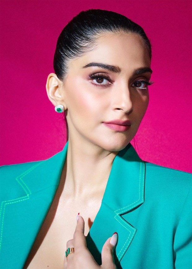 Sonam Kapoor effortlessly slays in a teal skirt suit proving that style is her second nature 4