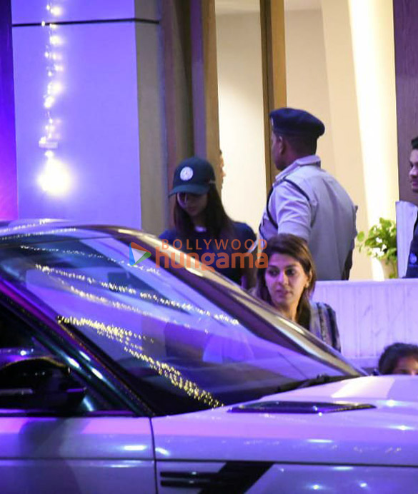 Photos: Ranveer Singh, Deepika Padukone, Aryan Khan and others snapped at Kalina airport