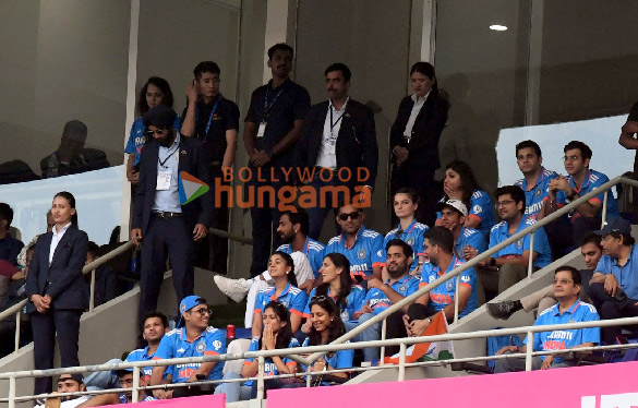 Photos: Shah Rukh Khan, Ranveer Singh, Deepika Padukone and others snapped watching the ICC Men's Cricket World Cup 2023 final