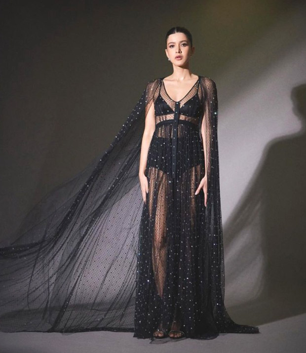 Kelly Ripa Attends Oscars in Sheer Black Dress - PureWow