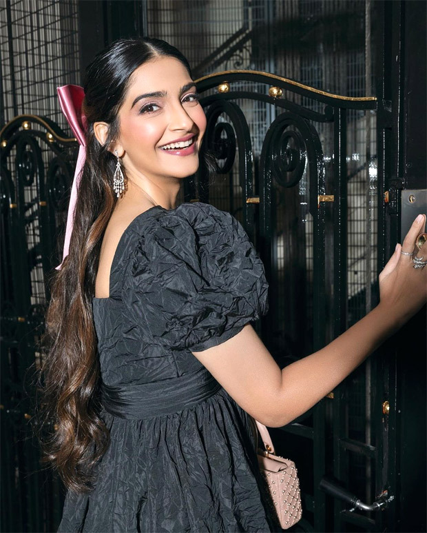 Sonam kapoor latest dress discount