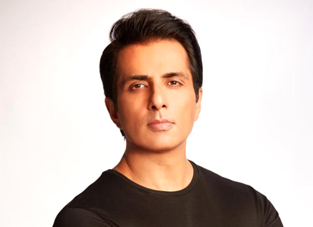 Sonu Sood aids free IAS coaching scholarships to the underprivileged Sonu Sood aids free IAS coaching scholarships to the underprivileged