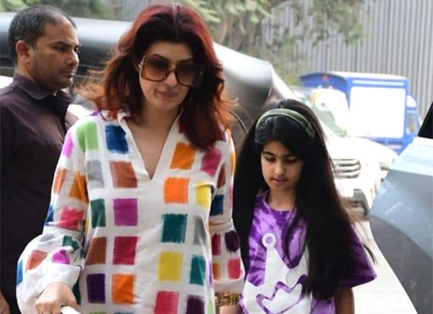 Twinkle Khanna on daughter Nitara's school concert: “Already bored, I  pulled out my…” : Bollywood News - Bollywood Hungama