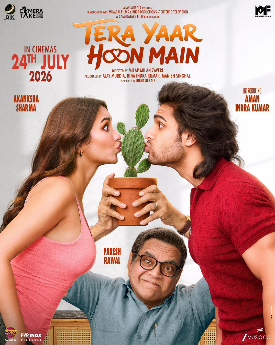 TERA YAAR HOON MAIN has a mass-friendly premise but a dated narrative. TERA YAAR HOON MAIN has a mass-friendly premise but a dated narrative.