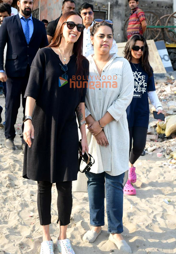 Photos: Celebs participate in the End Plastic Pollution drive on World Environment Day hosted by Asif & Saher Bhamla of Bhamla Foundation