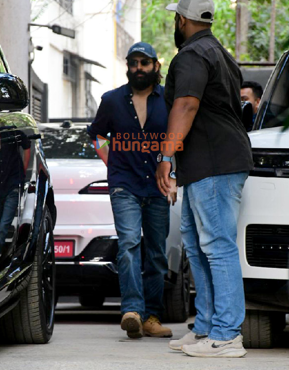 Photos: Kartik Aaryan snapped outside Maddock Films’ office in Santacruz