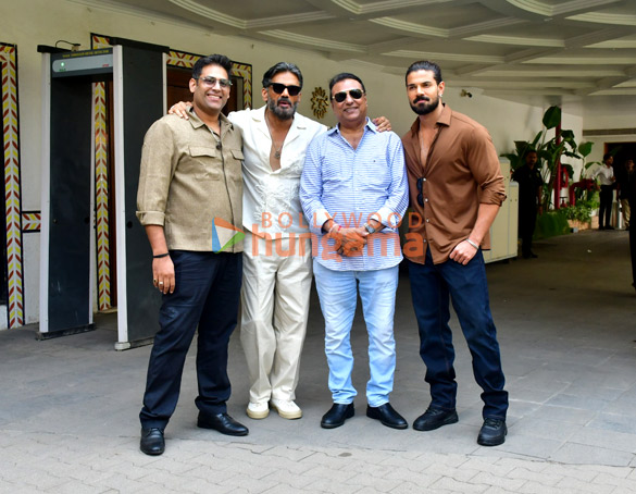Photos: Sooraj Pancholi, Suniel Shetty, Aakanksha Sharma and others snapped promoting their film Kesari Veer