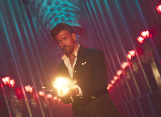 https://www.bollywoodhungama.com/wp-content/uploads/2025/06/Hrithik-Roshan-look-in-War-2.jpg