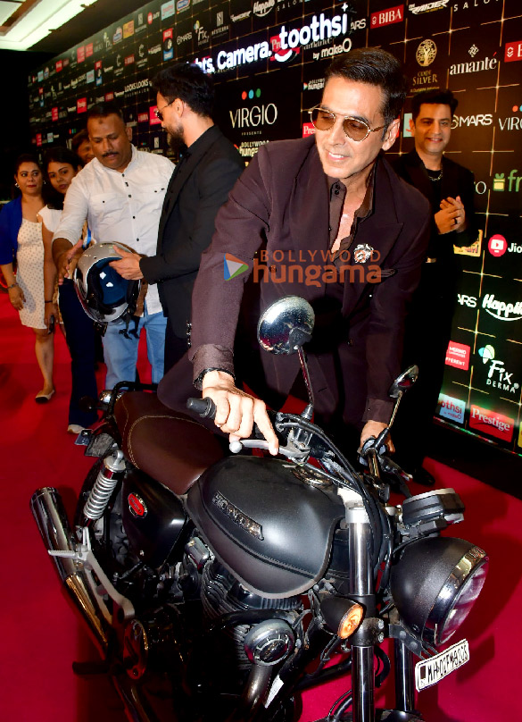 Tiger Shroff, Akshay Kumar