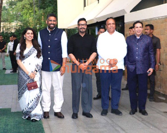 Photos: Ajay Devgn, Ashish Chowdhry and others snapped at exhibition