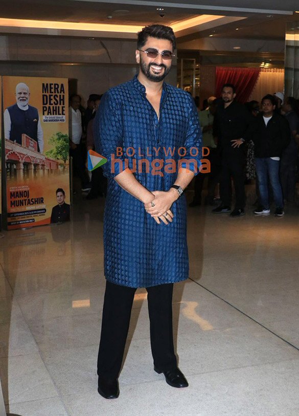Photos: Akshay Kumar, Tiger Shroff, Arjun Kapoor and others grace the screening of the grand musical saga Mera Desh Pahle