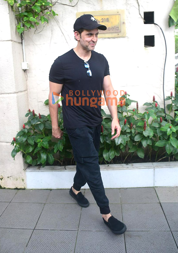 Photos: Hrithik Roshan spotted outside dental clinic in Bandra