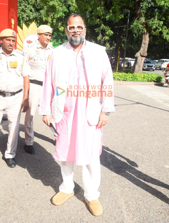 Photos: Karan Johar, Vidhu Vinod Chopra, Ektaa R Kapoor and others arrive at Vigyan Bhawan to attend the 71st National Film Awards
