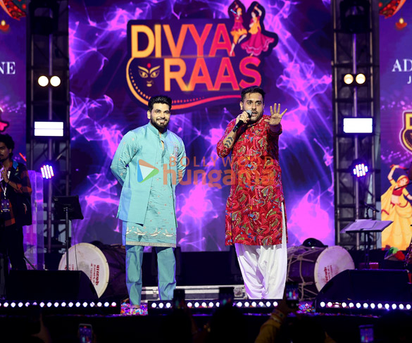 Photos: Shiv Thakare and others snapped at Divya Raas 2025 Navratri celebrations in Inorbit Mall, Malad