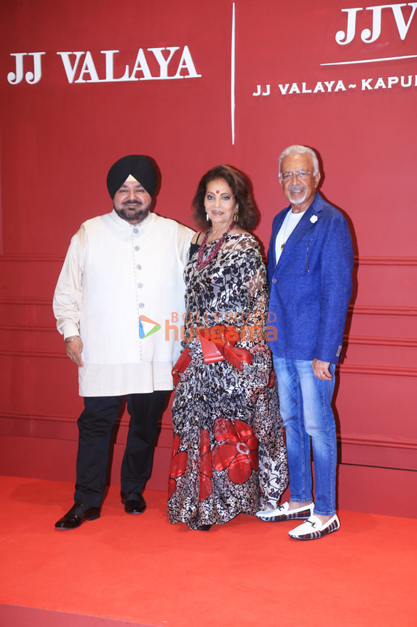 Photos: Mahima Choudhary, Raveena Tandon, Jaaved Jaaferi and others snapped at JJ Valaya store launch