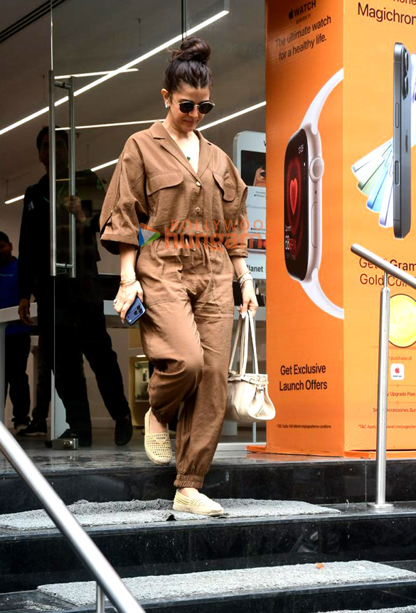 Photos: Nimrat Kaur snapped outside a store in Khar
