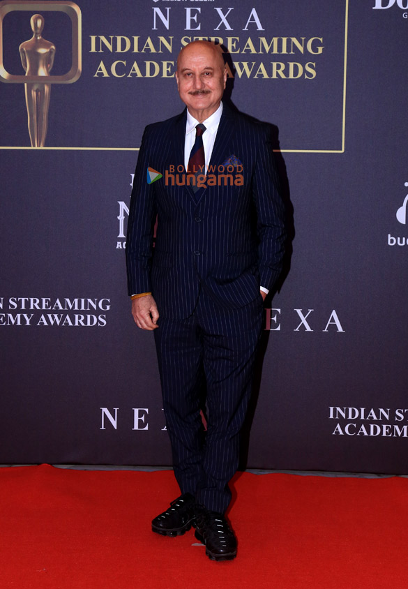 Photos: Samantha Ruth Prabhu, Isha Koppikar, Sonali Bendre, Anupam Kher and others grace the NEXA Indian Streaming Academy Awards 2025