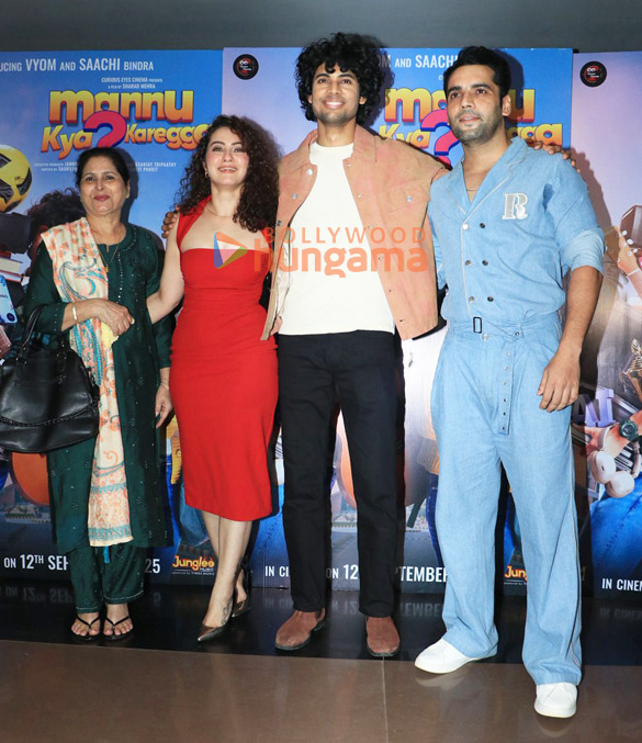 Photos: Subhash Ghai, Aparshakti Khurana, Pashmina Roshan and others grace the premiere of Mannu Kya Karegga