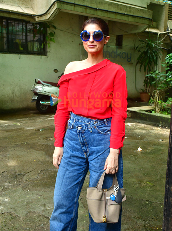 Photos: Twinkle Khanna spotted in Juhu
