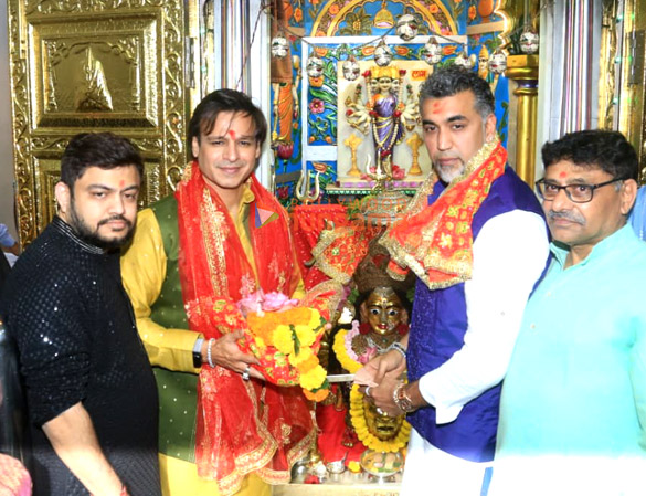 Photos: Vivek Oberoi snapped at Mumba Devi Temple