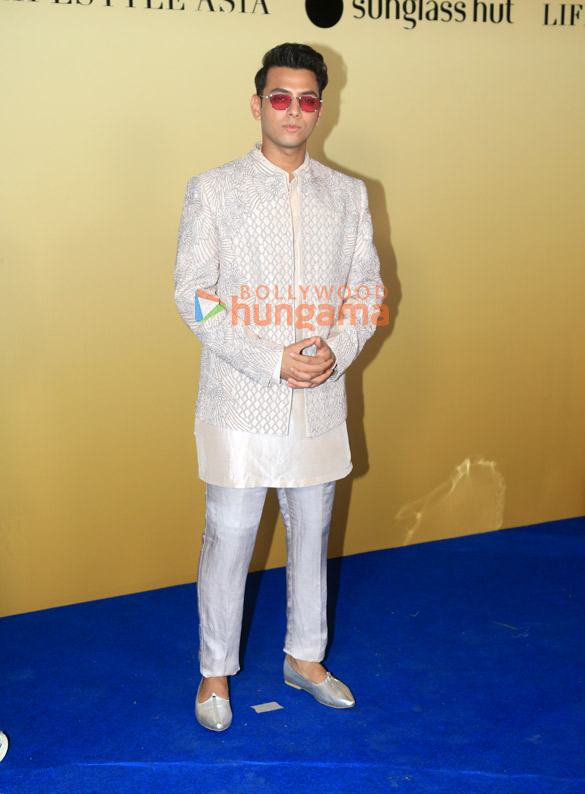Photos: Avneet Kaur, Nushrratt Bharuccha, Aaman Devgan, Urvashi Rautela, and others grace the Lifestyle Diwali Bash 2025
