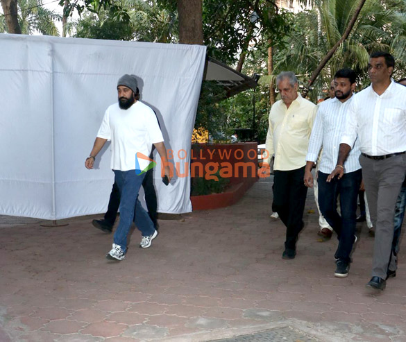Photos: Jackie Shroff, Rohit Shetty, Sonu Sood, Aditya Pancholi and others attend Pankaj Dheer's prayer meet