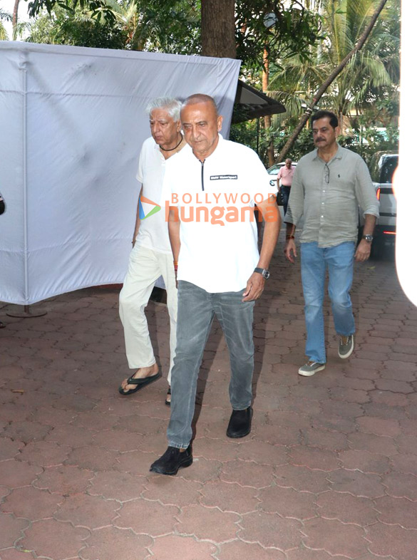 Photos: Jackie Shroff, Rohit Shetty, Sonu Sood, Aditya Pancholi and others attend Pankaj Dheer's prayer meet