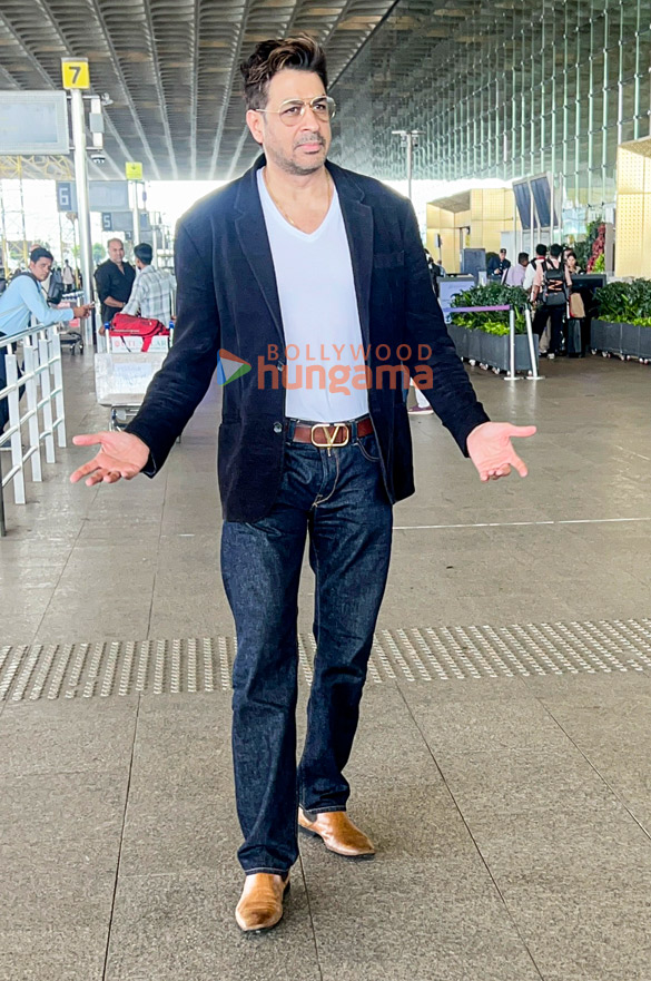 Photos: Mouni Roy, Adnan Sami, Rajat Bedi and others snapped at the airport