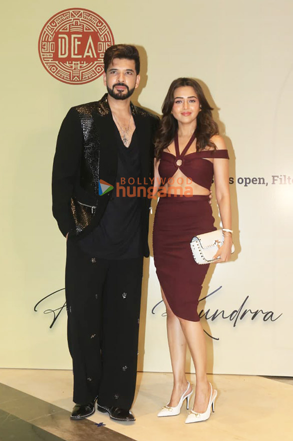 Photos: Tejasswi Prakash, Uorfi Javed and others attend Karan Kundrra’s birthday bash