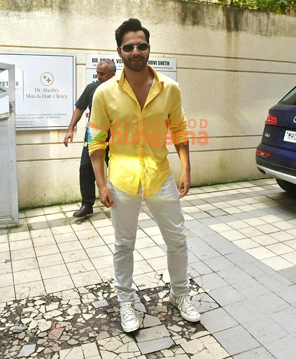 Photos: Varun Dhawan snapped with his family during Dhanteras puja at David Dhawan's office in Juhu