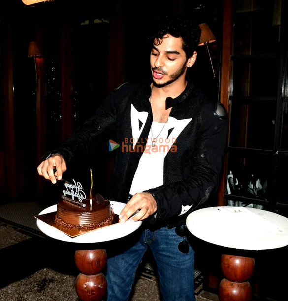 Photos: Ishaan Khatter snapped celebrating his birthday