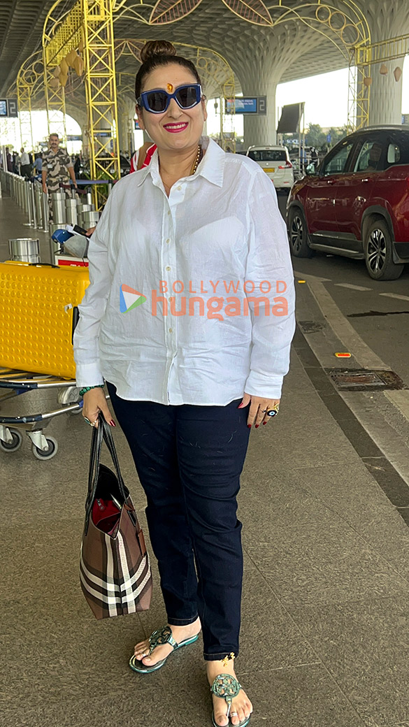 Photos: Pragya Jaiswal, Kubbra Sait, Nysa Devgan and Sunita Ahuja snapped at the airport