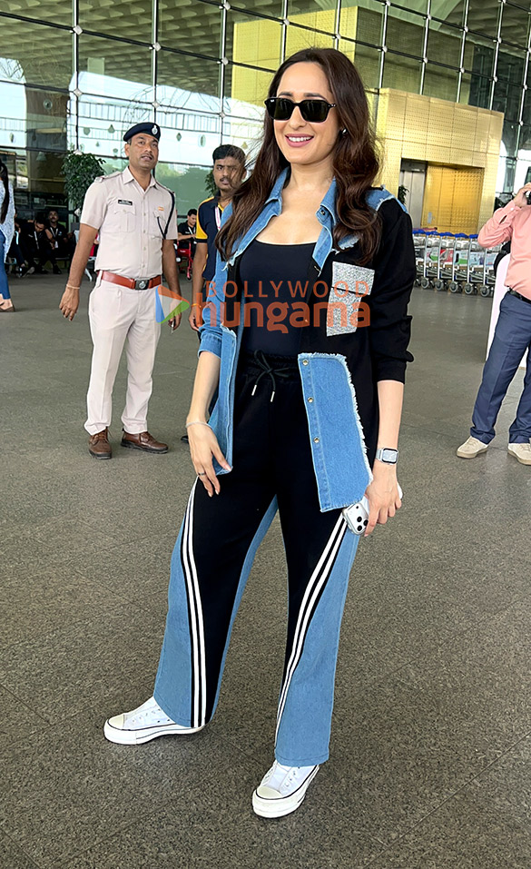 Photos: Pragya Jaiswal, Kubbra Sait, Nysa Devgan and Sunita Ahuja snapped at the airport