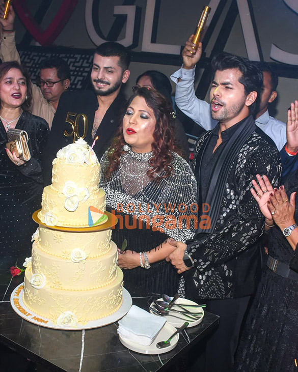 Photos: Siddharth Nigam hosts a birthday extravaganza for his mother Vibha Nigam