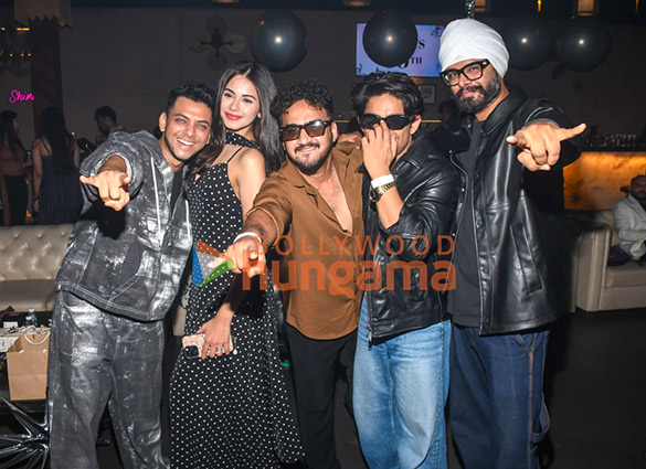 Photos: Siddharth Nigam hosts a birthday extravaganza for his mother Vibha Nigam