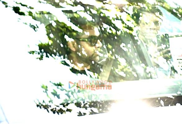 Photos: Sunny Deol, Bobby Deol and Karan Deol snapped outside Breach Candy Hospital